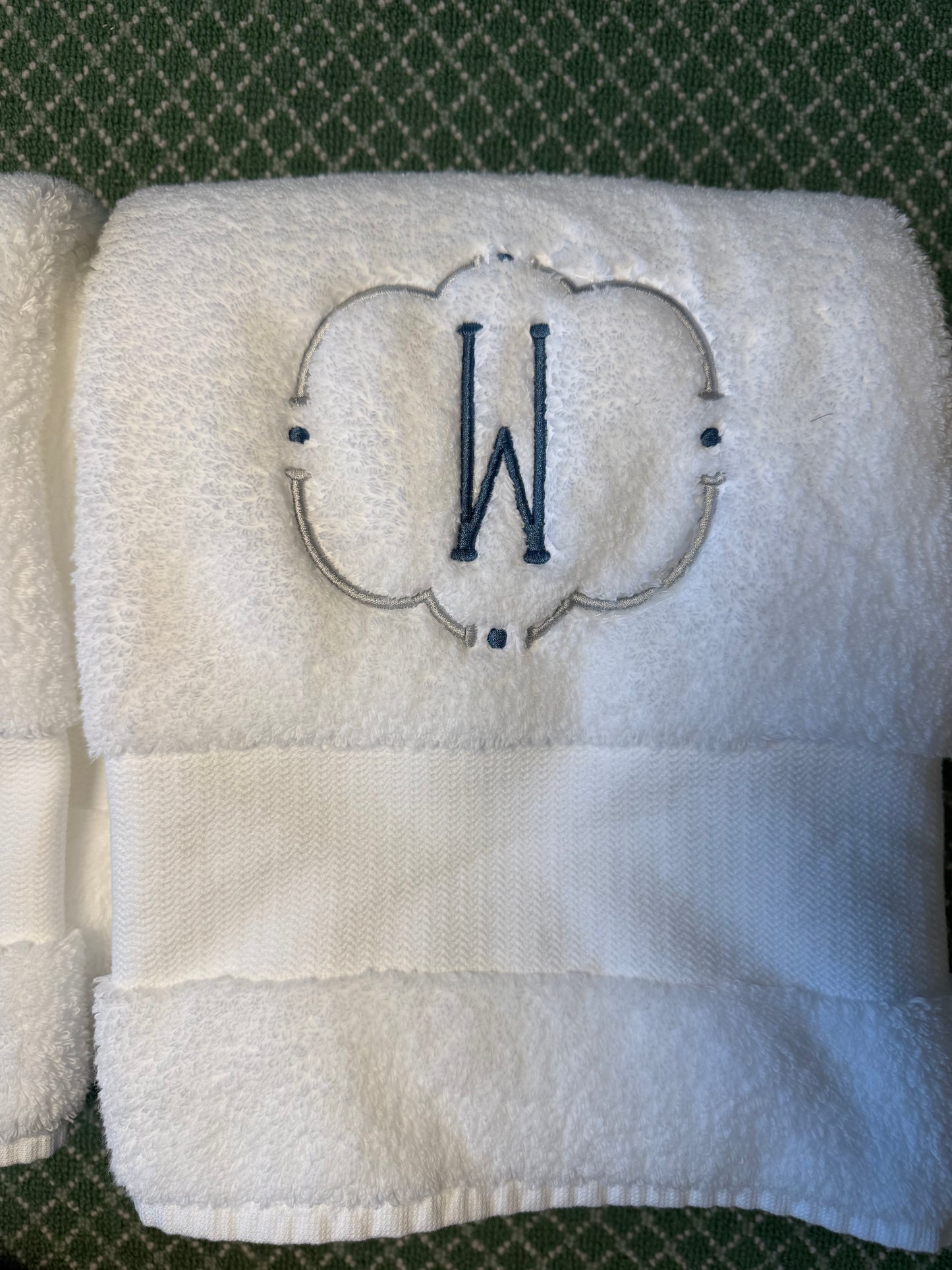 White Bath Towels (Set of 2)