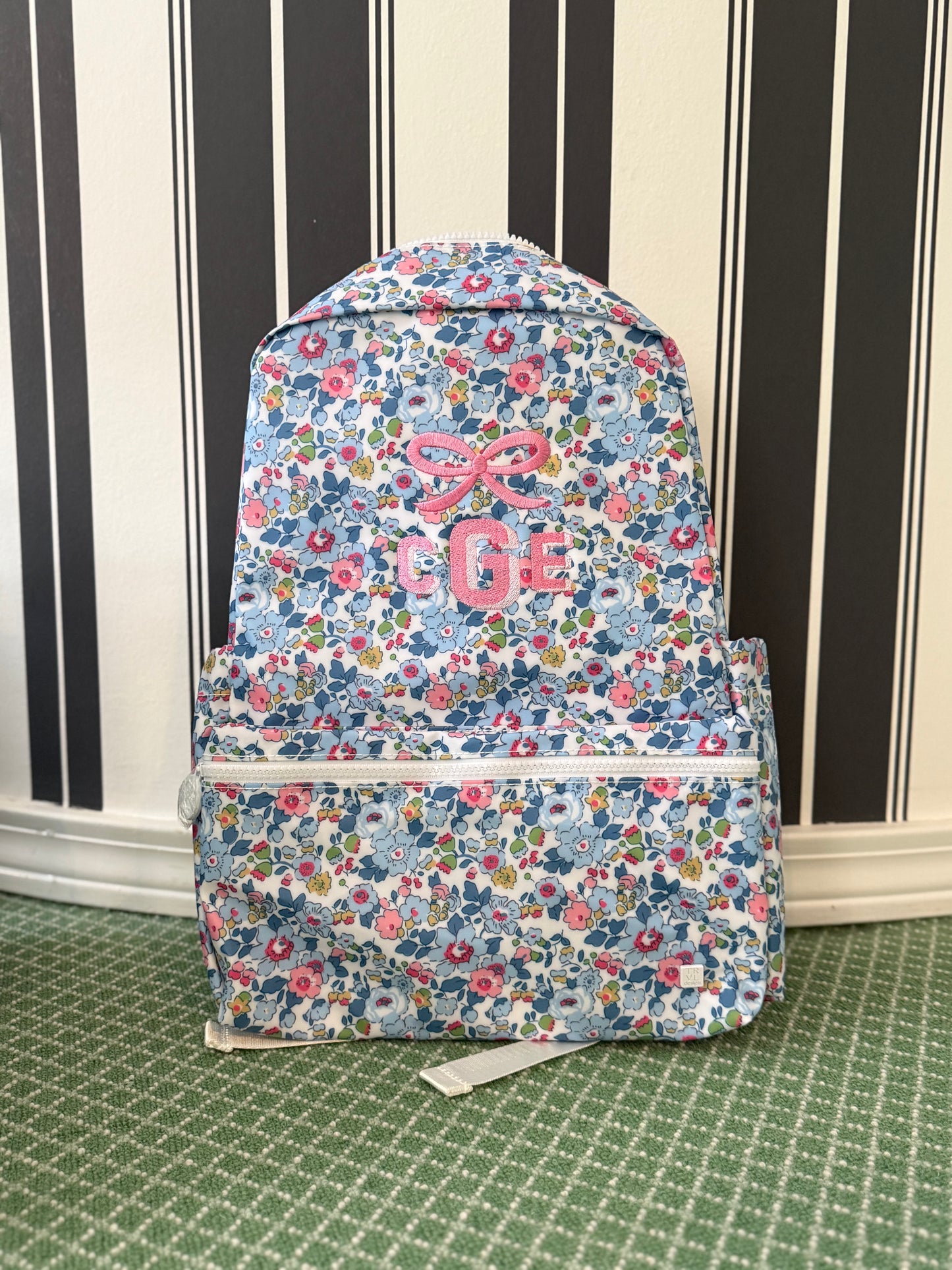 TRVL Medium Backpack (Multiple Colors)